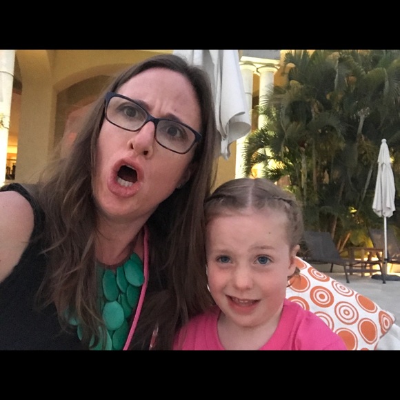 Meet your Posher, Chantry - Picture 1 of 1